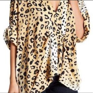 KENDALL + KYLIE Leopard (cheetah) kimono top small